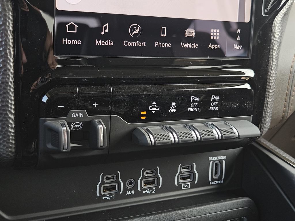 Used 2026 RAM 1500 Limited AWD/4WD image 30
