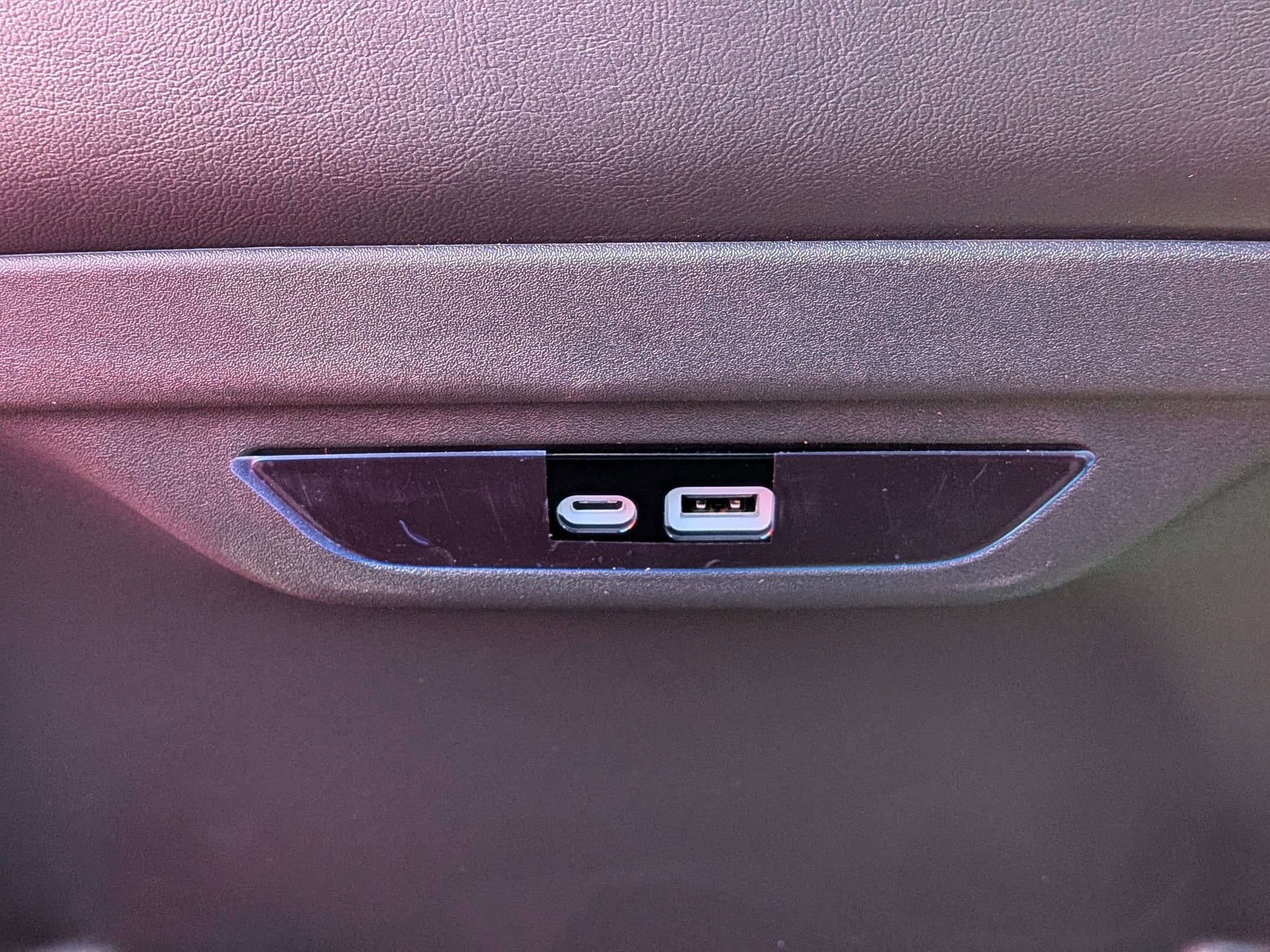 New 2026 Chrysler Pacifica Limited w/ Trailer Tow Group image 31