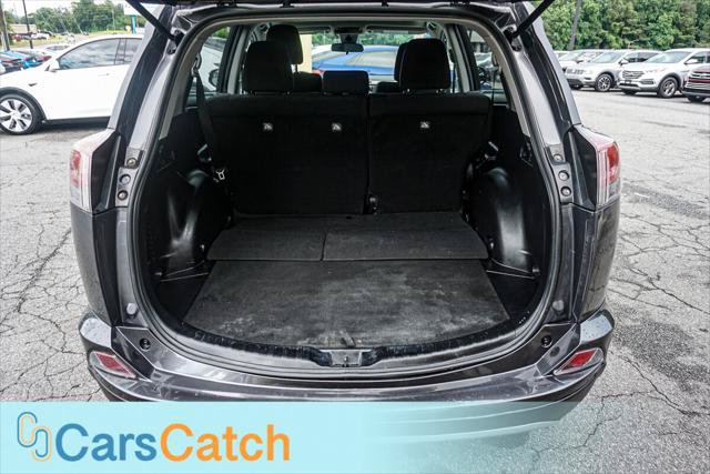 Used 2018 Toyota RAV4 XLE FWD image 35