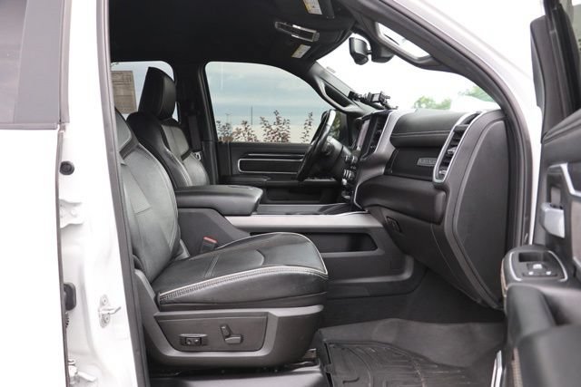 Used 2022 RAM 2500 Laramie w/ Night Edition AWD/4WD image 34