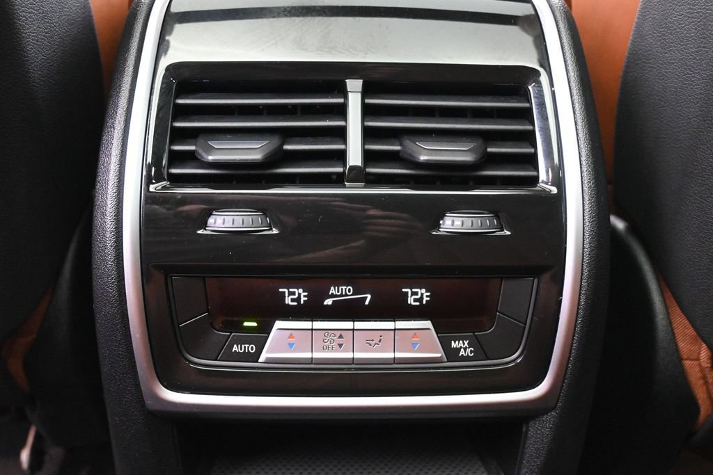 Used 2022 BMW X5 M50i w/ Executive Package AWD/4WD image 20