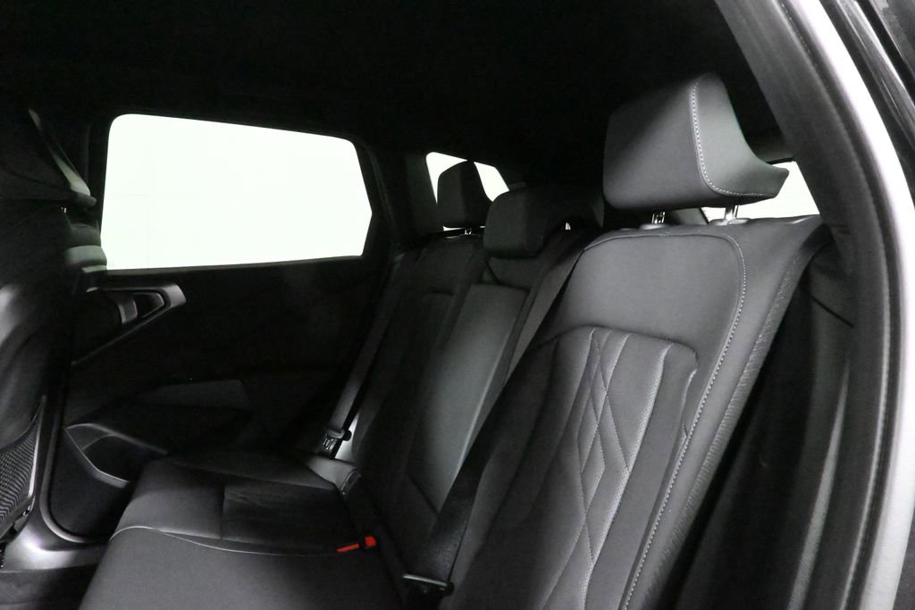 Used 2026 BMW X3 xDrive30 w/ Convenience Package image 4