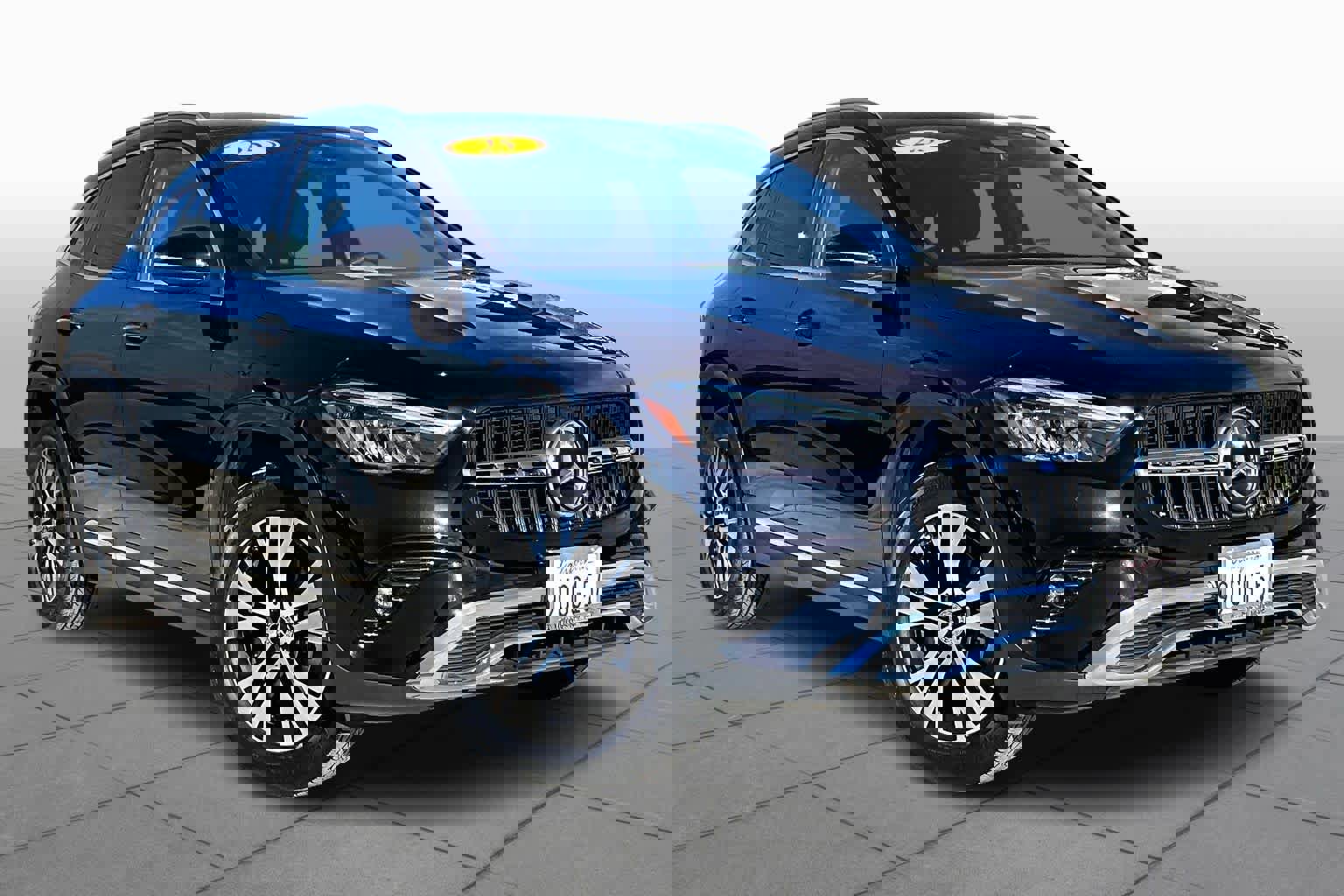 Used 2025 Mercedes-Benz GLA 250 image 2