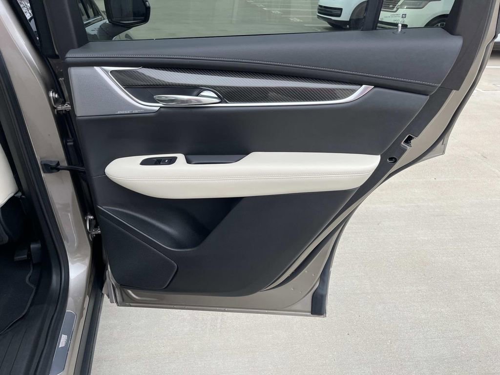 Certified 2023 Cadillac XT6 Sport image 21