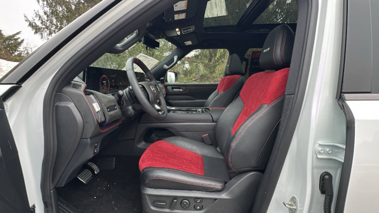 New 2026 Nissan Armada NISMO image 10