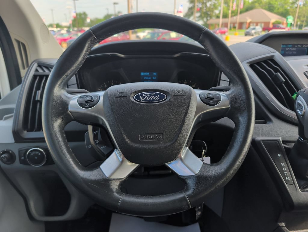 Used 2015 Ford Transit 150 XLT RWD image 11