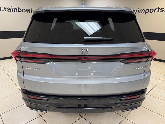 Used 2025 Buick Enclave Sport Touring FWD image 5
