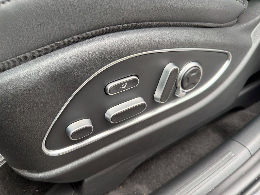 New 2026 Hyundai Palisade Calligraphy AWD/4WD image 13