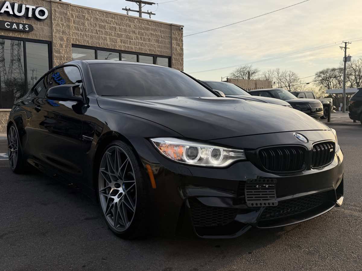 Used 2016 BMW M4 Coupe image 3