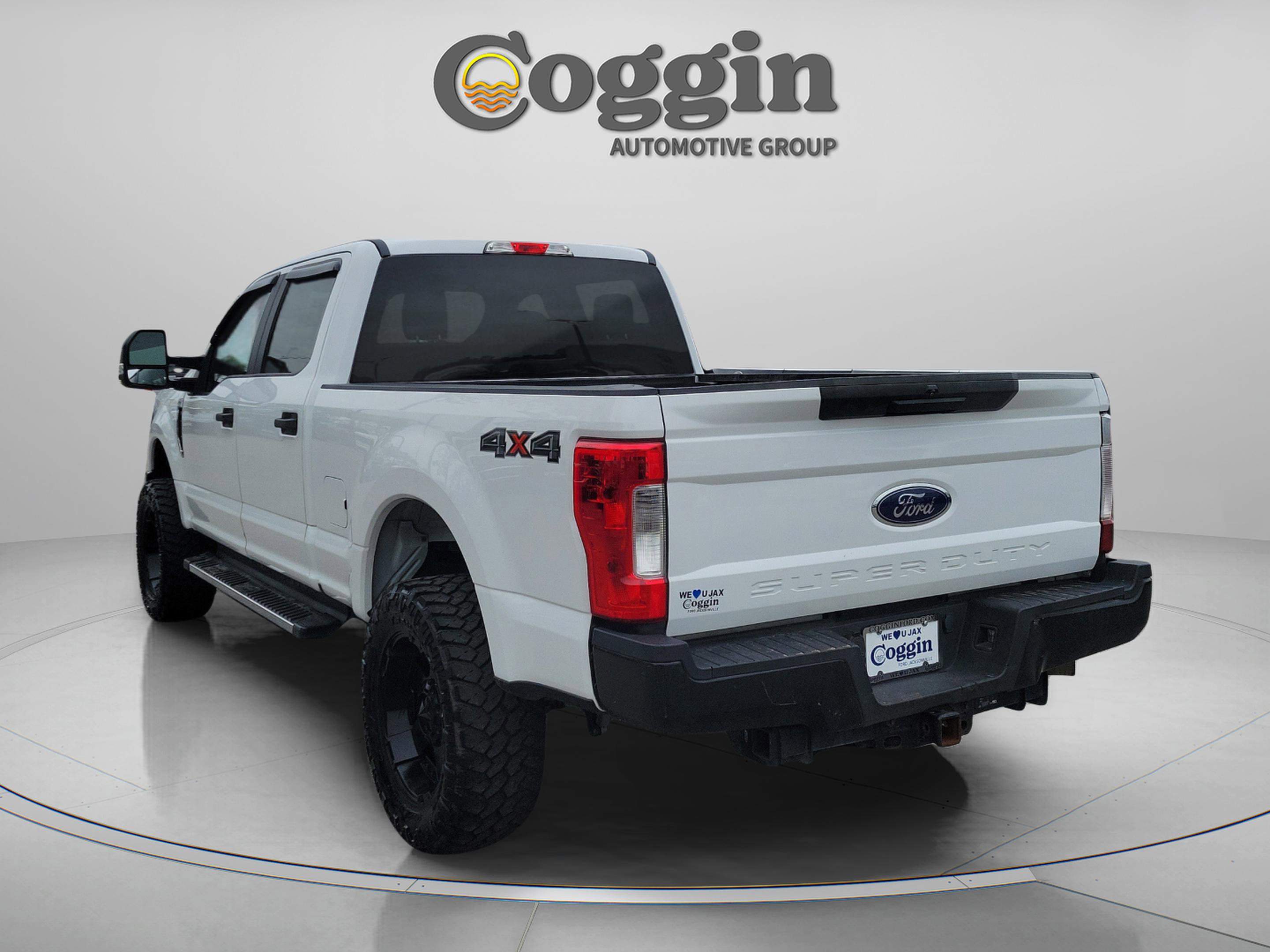 Used 2019 Ford F250 XL w/ Power Equipment Group image 2