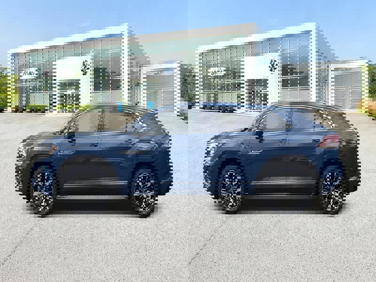 New 2026 Volkswagen Atlas Cross Sport SEL Premium R-Line AWD/4WD image 2