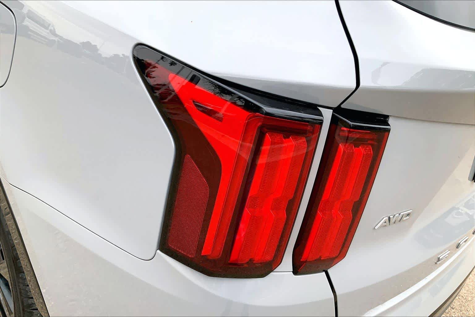 Certified 2022 Kia Sorento SX AWD/4WD image 32