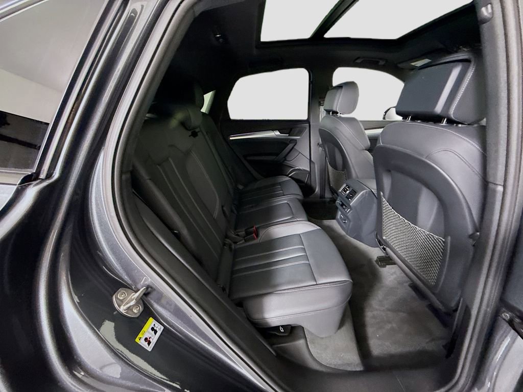 Used 2023 Audi Q5 2.0T Prestige w/ Prestige Package image 23