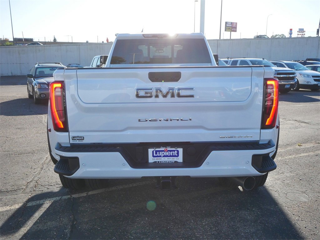 New 2026 GMC Sierra 3500 Denali Ultimate image 4