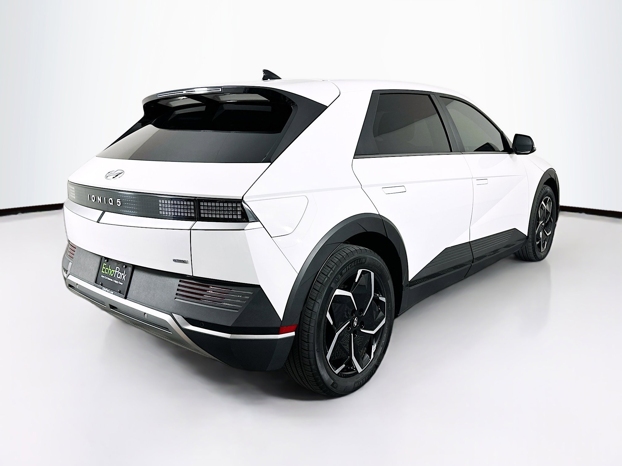 Used 2023 Hyundai Ioniq 5 SEL w/ Cargo Package image 9