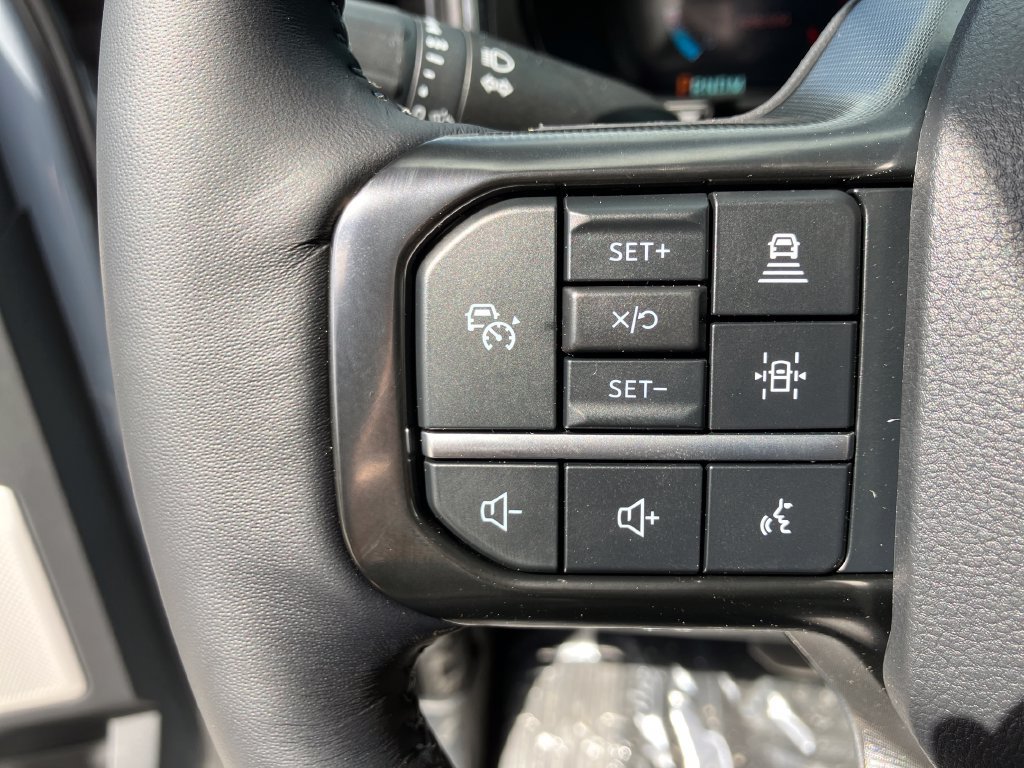 New 2026 Ford F350 Platinum AWD/4WD image 17