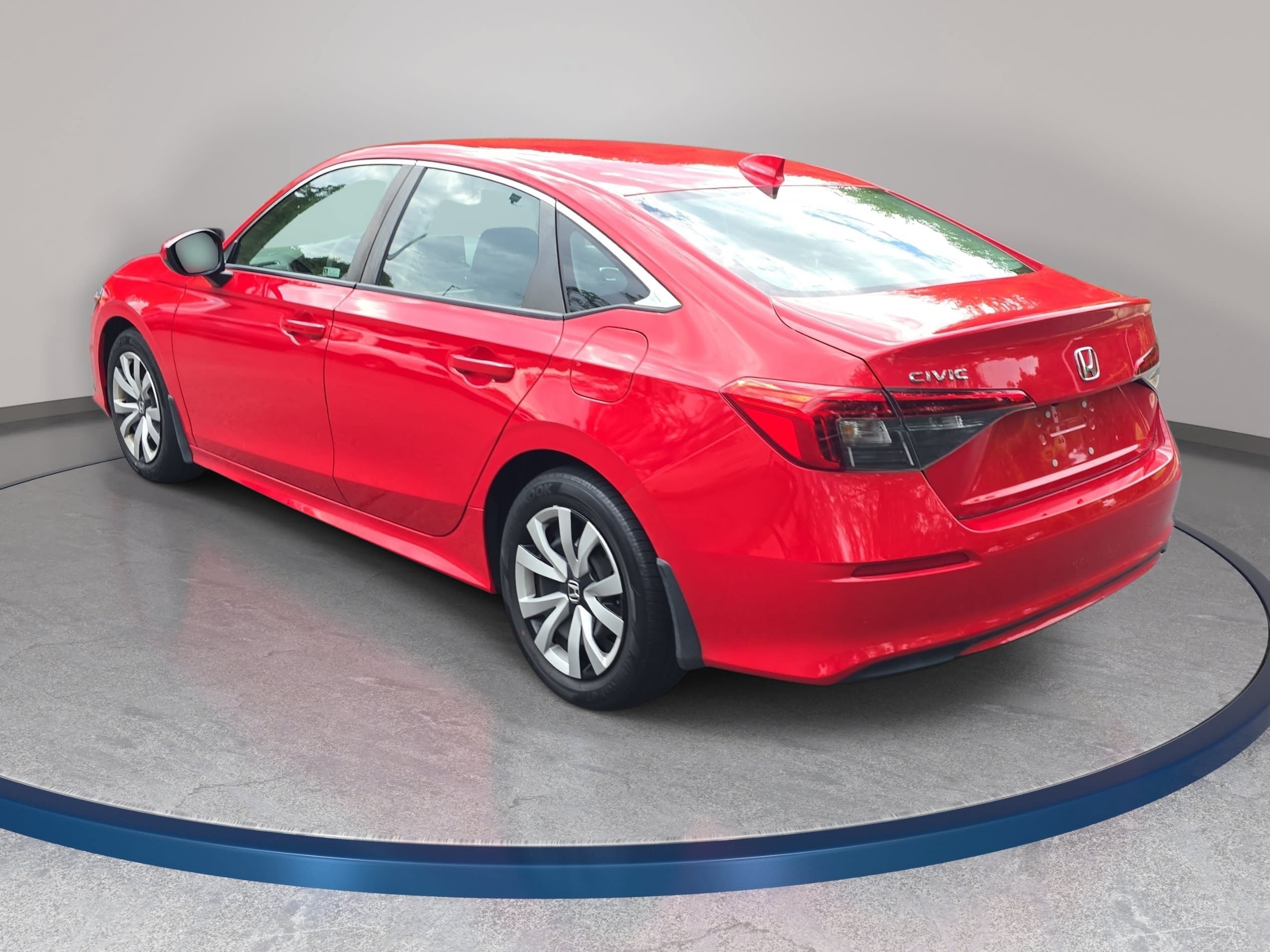 Used 2023 Honda Civic LX image 7