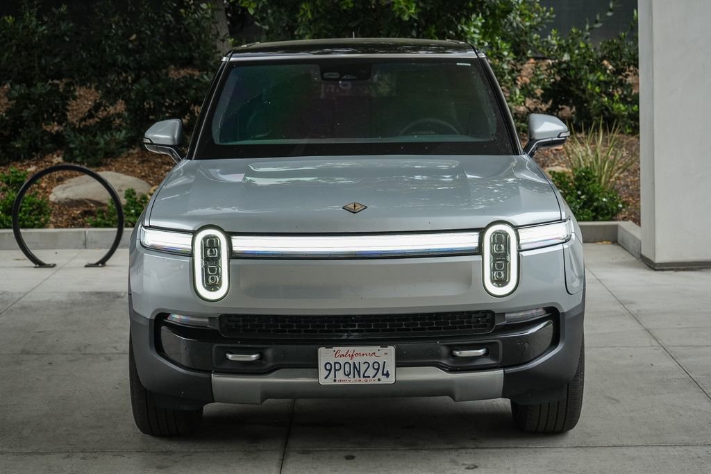 Used 2025 Rivian R1S Adventure AWD/4WD image 2