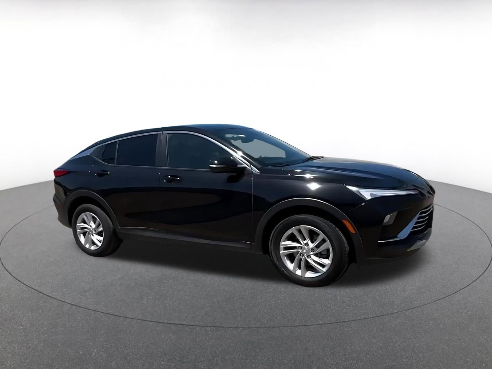 Used 2025 Buick Envista Preferred video 2