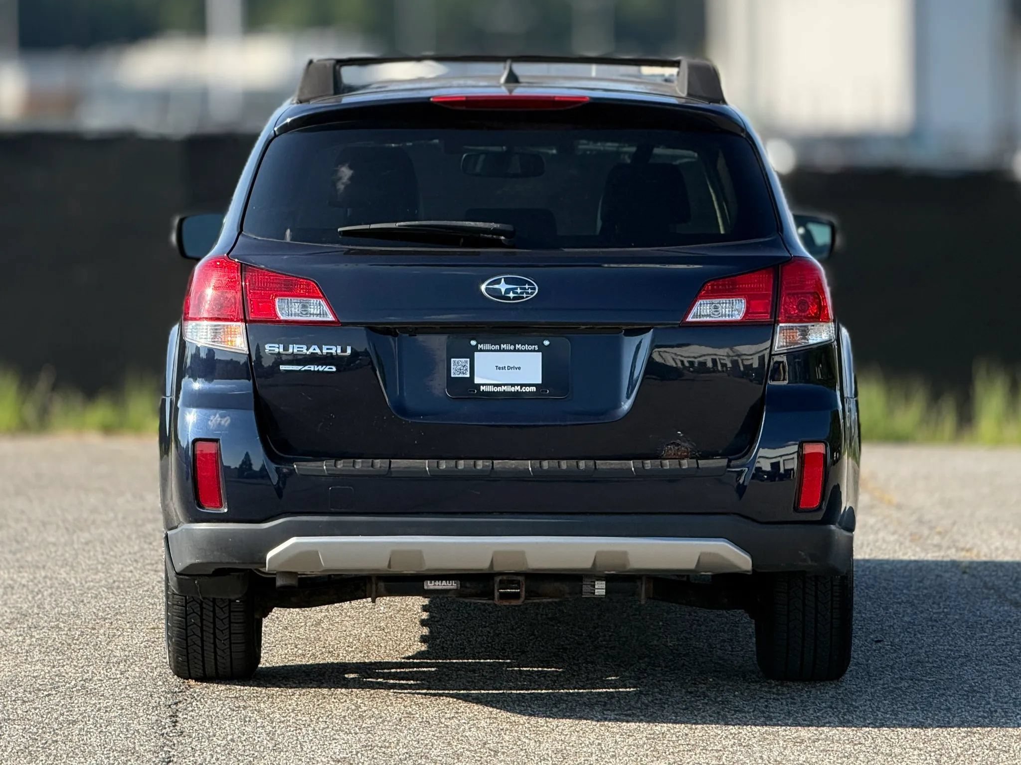 Used 2014 Subaru Outback 2.5i Limited AWD/4WD image 4
