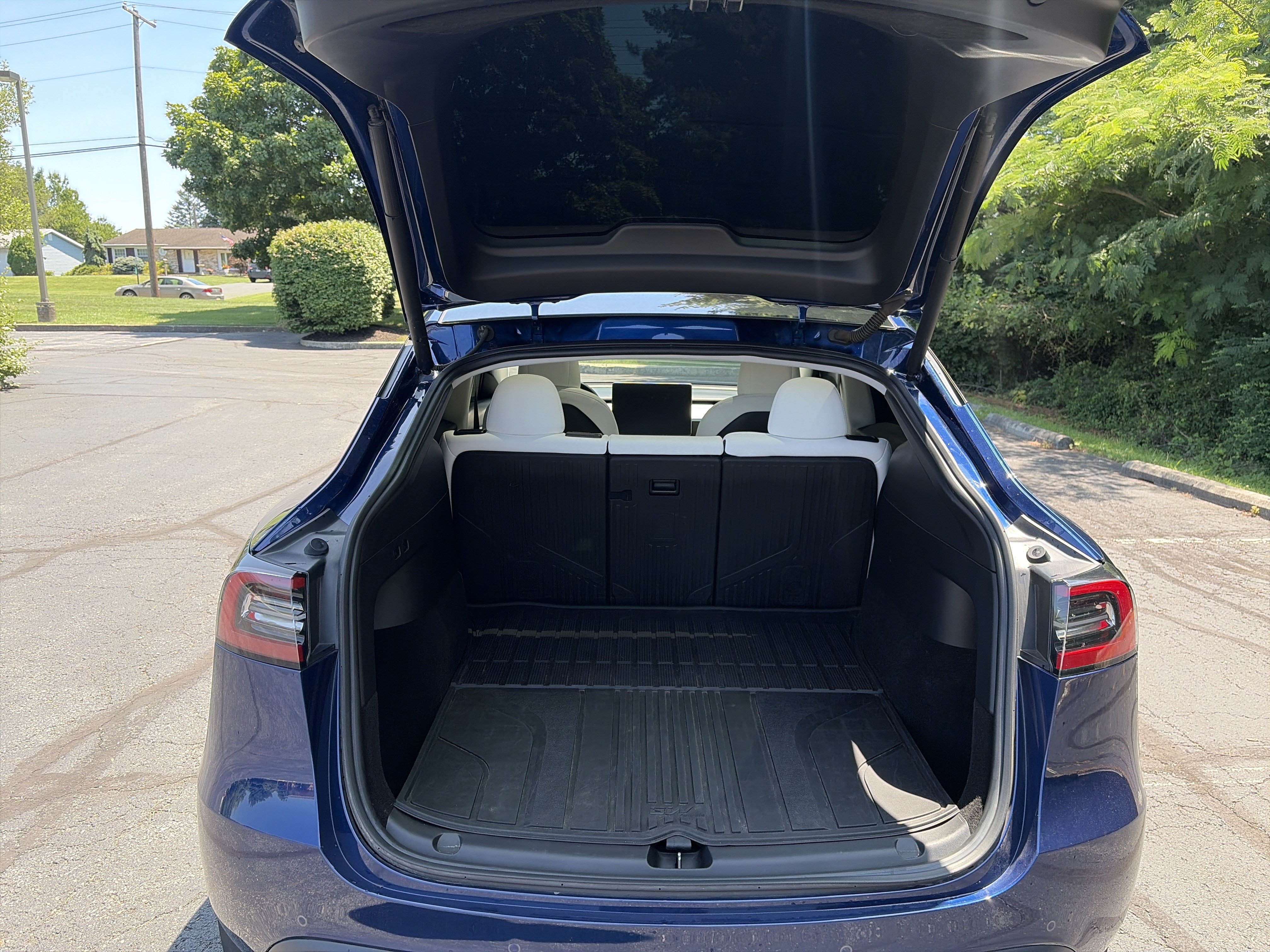 Used 2022 Tesla Model Y Performance AWD/4WD image 22