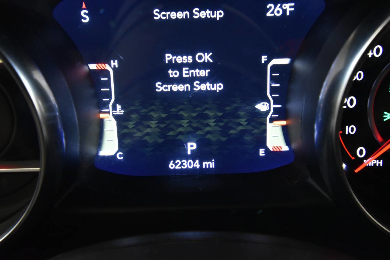 Used 2022 Jeep Gladiator Rubicon w/ LED Lighting Group AWD/4WD image 29