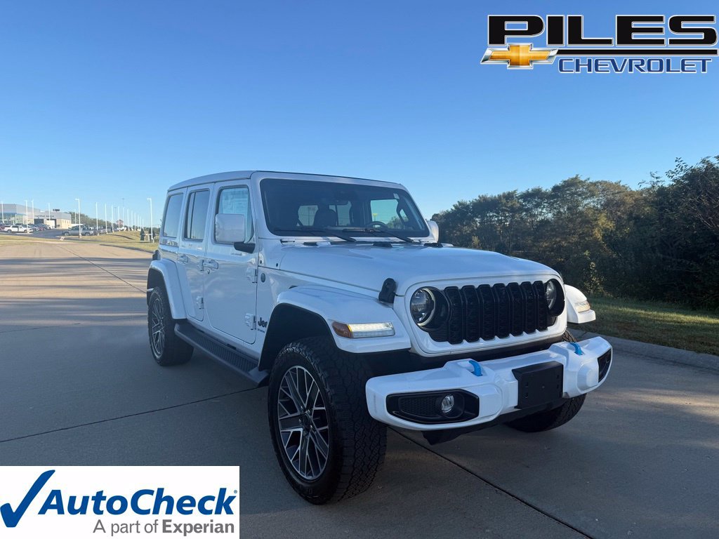 Used 2024 Jeep Wrangler High Altitude