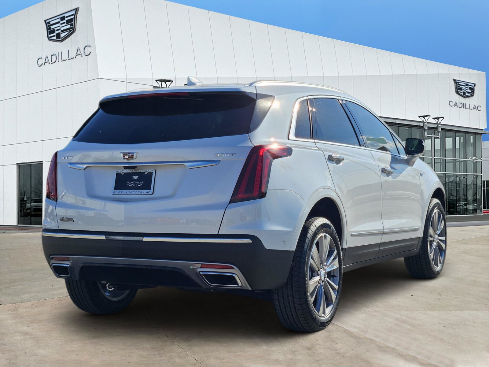 New 2026 Cadillac XT5 Premium Luxury w/ Driver Assist Package FWD image 5