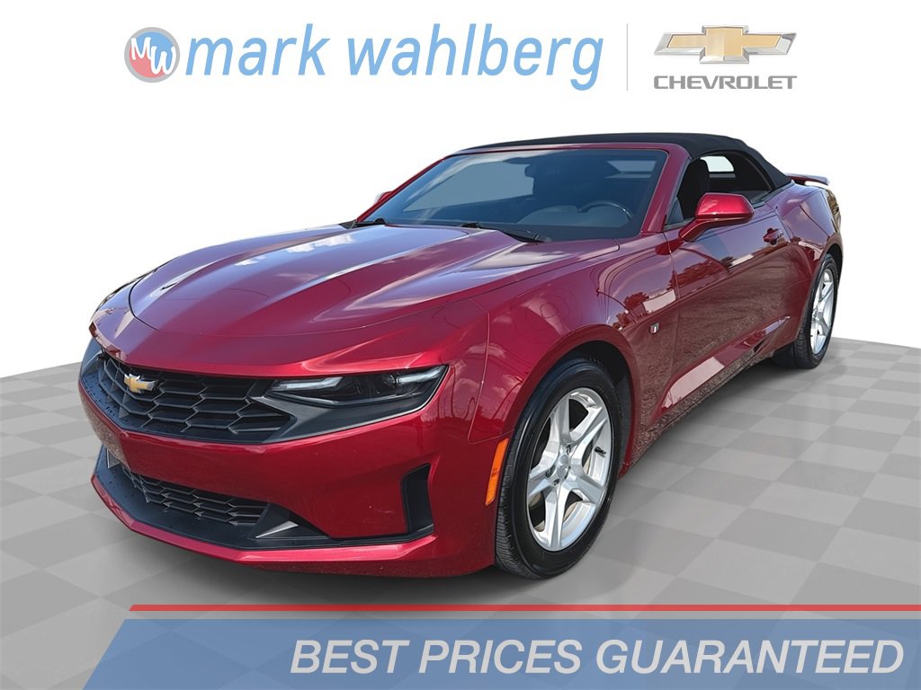 Used 2023 Chevrolet Camaro LT image 1