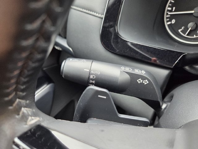 Used 2025 Nissan Pathfinder SL AWD/4WD image 20