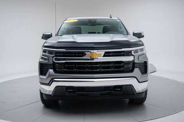 Used 2024 Chevrolet Silverado 1500 LT AWD/4WD image 11