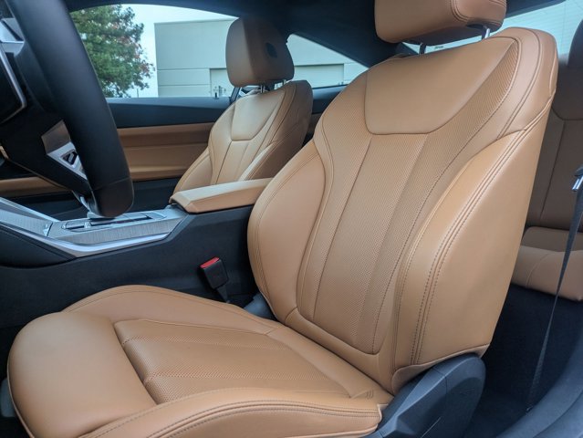 Used 2025 BMW 440i xDrive Coupe w/ Driving Assistance Package AWD/4WD image 17