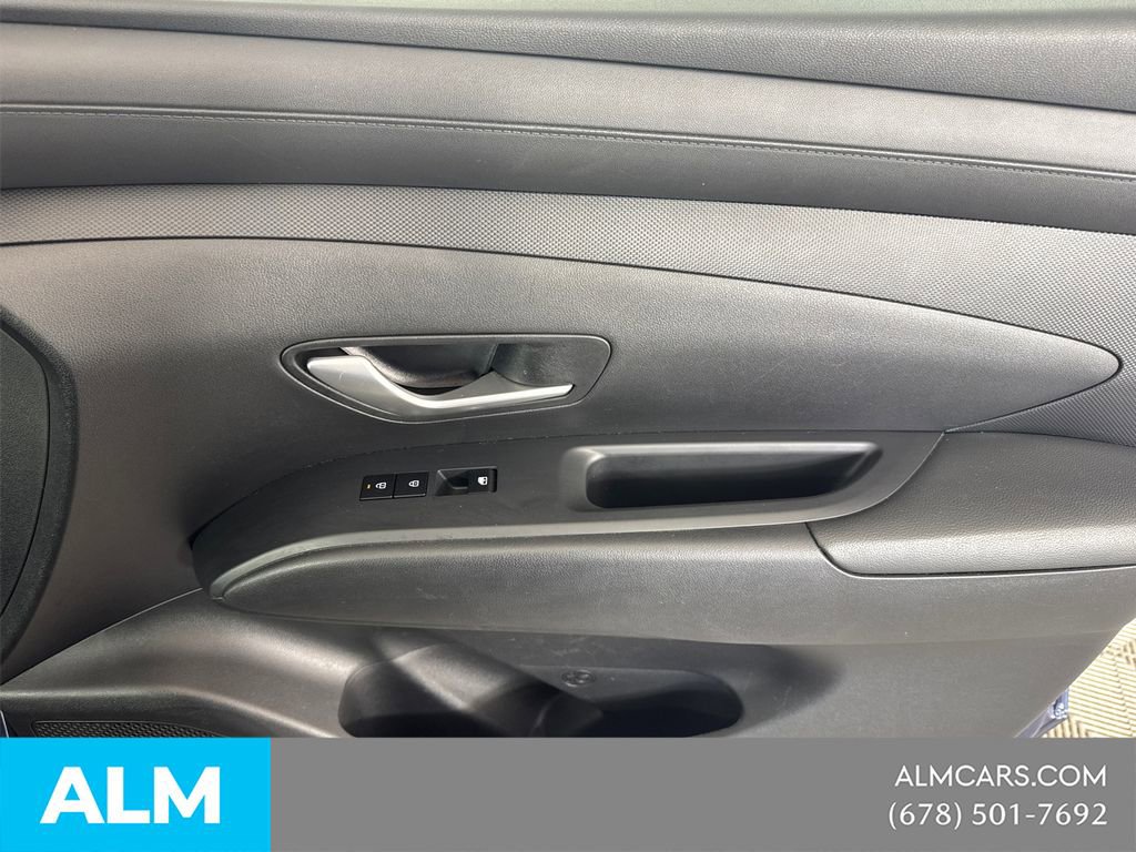 Used 2025 Hyundai Tucson SEL FWD image 18