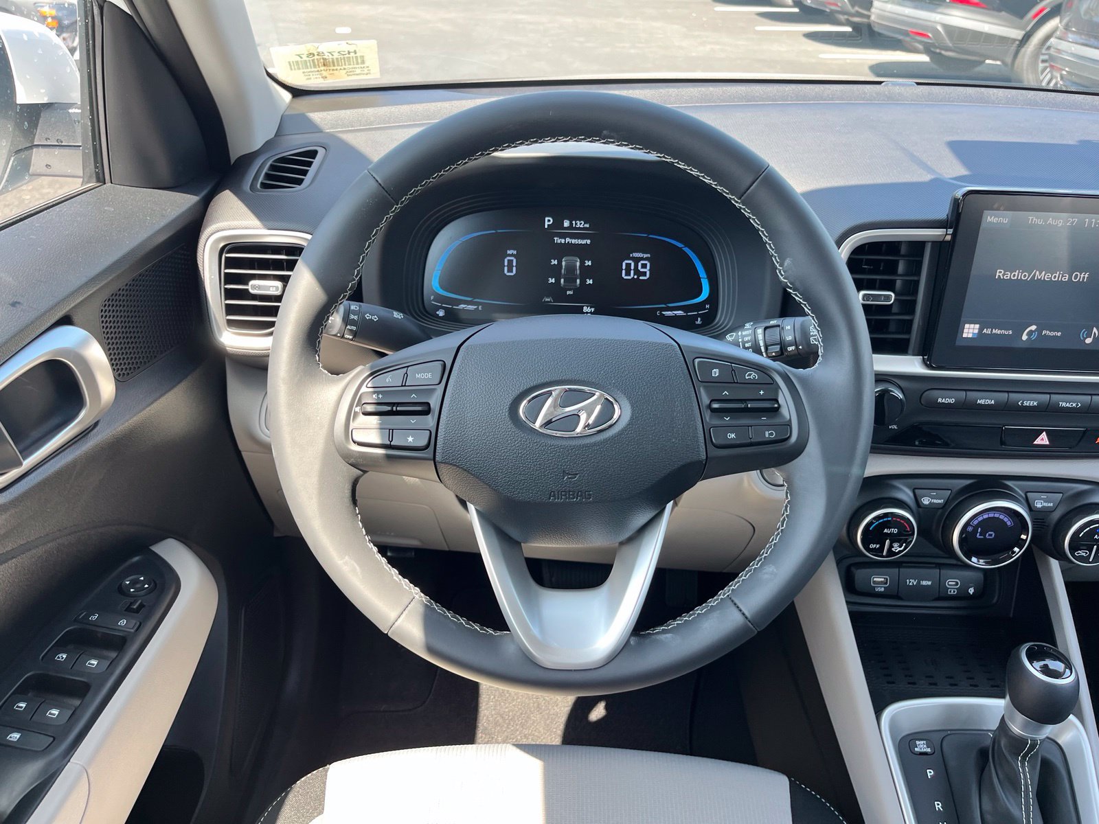 New 2026 Hyundai Venue SEL FWD image 8