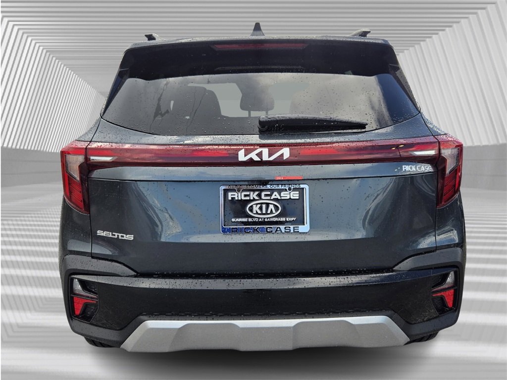 New 2026 Kia Seltos S image 4