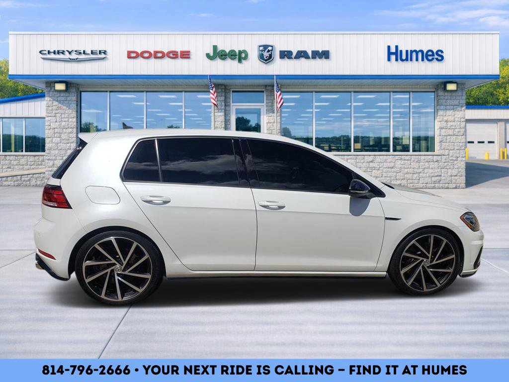 Used 2018 Volkswagen Golf R 4-Door AWD/4WD image 2