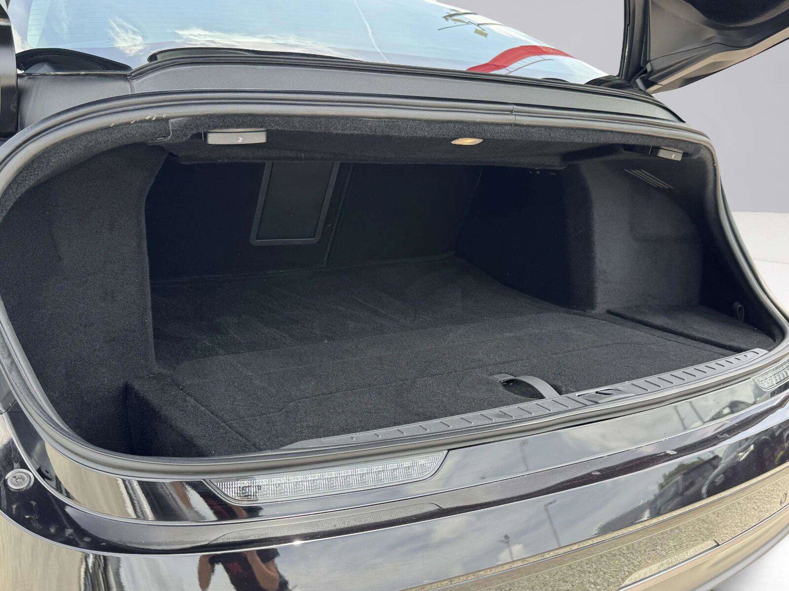 Used 2025 Lucid Air Pure RWD image 71