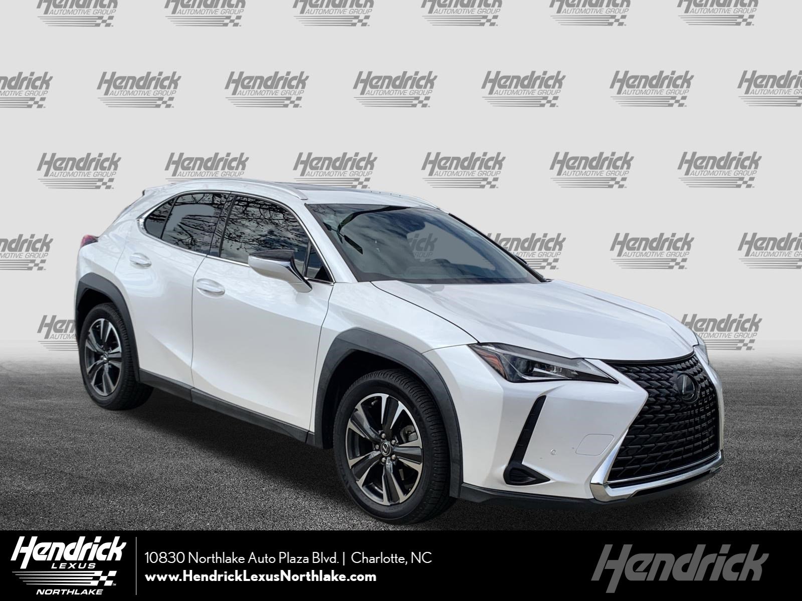 Used 2020 Lexus UX 200 w/ Premium Package image 1