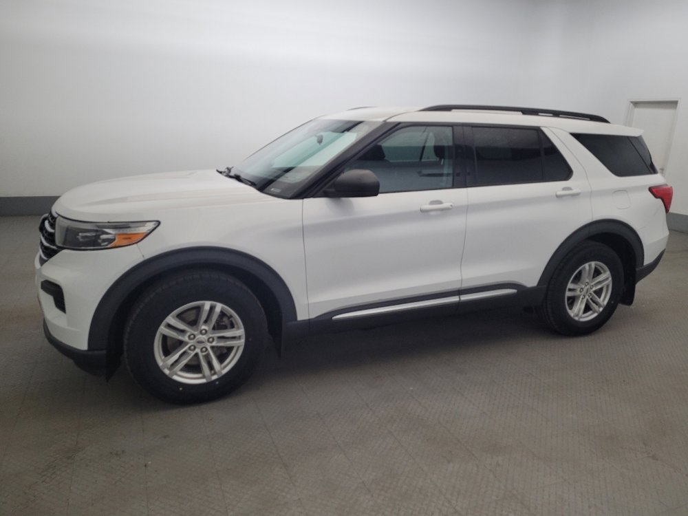Used 2021 Ford Explorer XLT w/ Class III Trailer Tow Package AWD/4WD image 2
