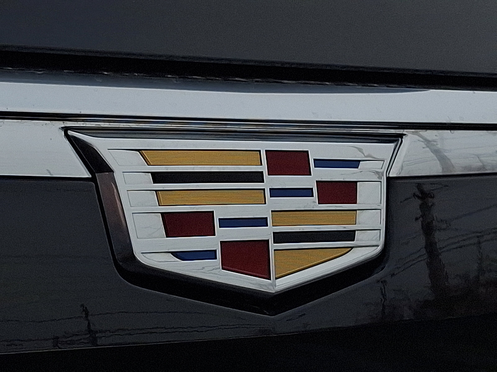 Certified 2024 Cadillac Escalade ESV Premium Luxury w/ Performance Package image 30