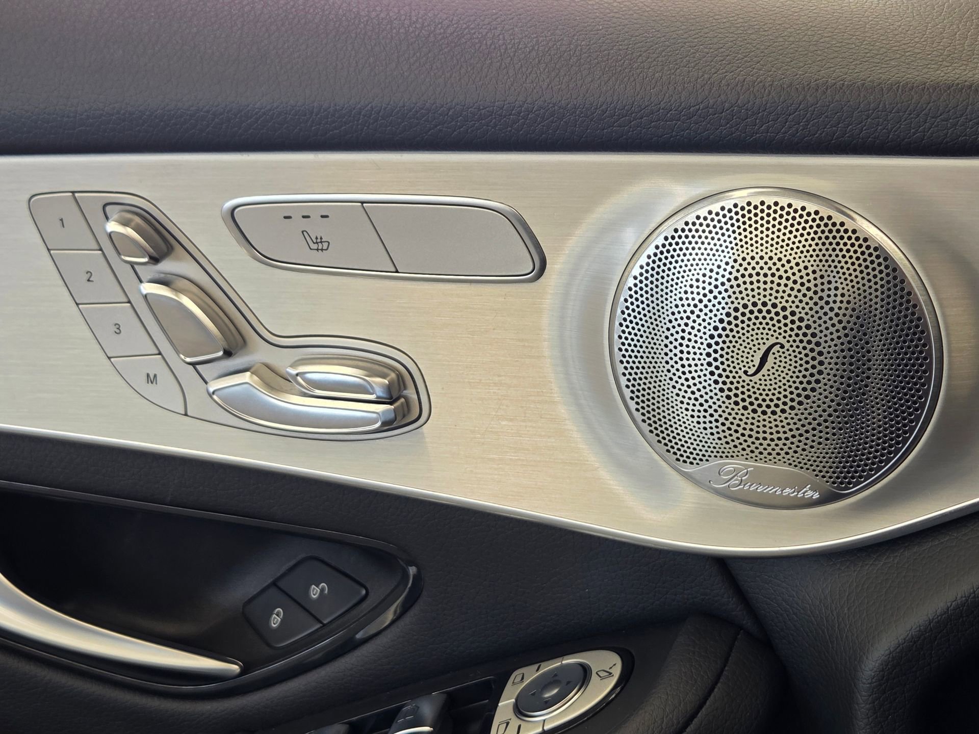 Used 2019 Mercedes-Benz GLC 300 GLC 300 image 16