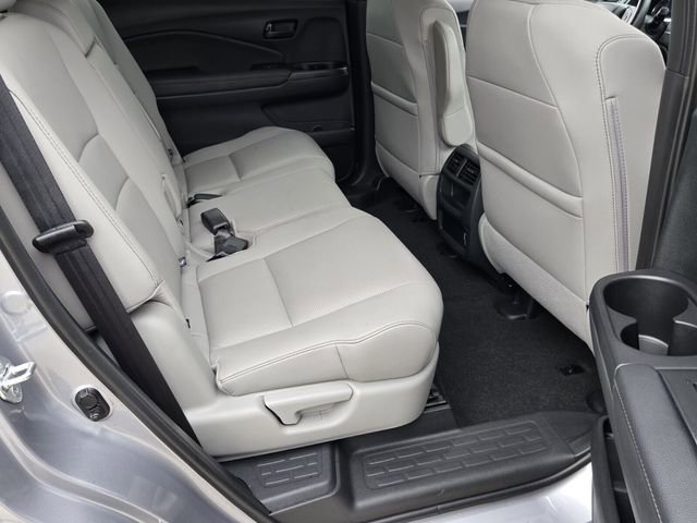 Used 2023 Honda Passport EX-L image 15