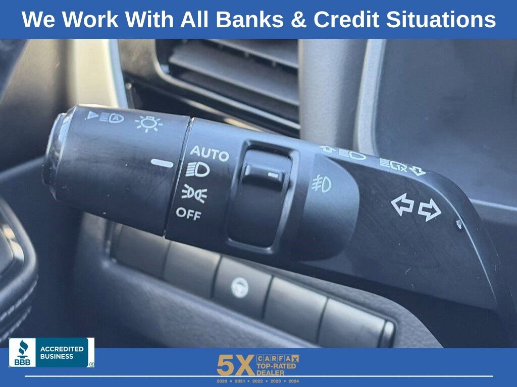 Used 2022 Nissan Rogue SL w/ SL Premium Package image 24