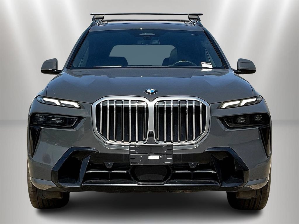 Used 2023 BMW X7 xDrive40i w/ Executive Package AWD/4WD image 2