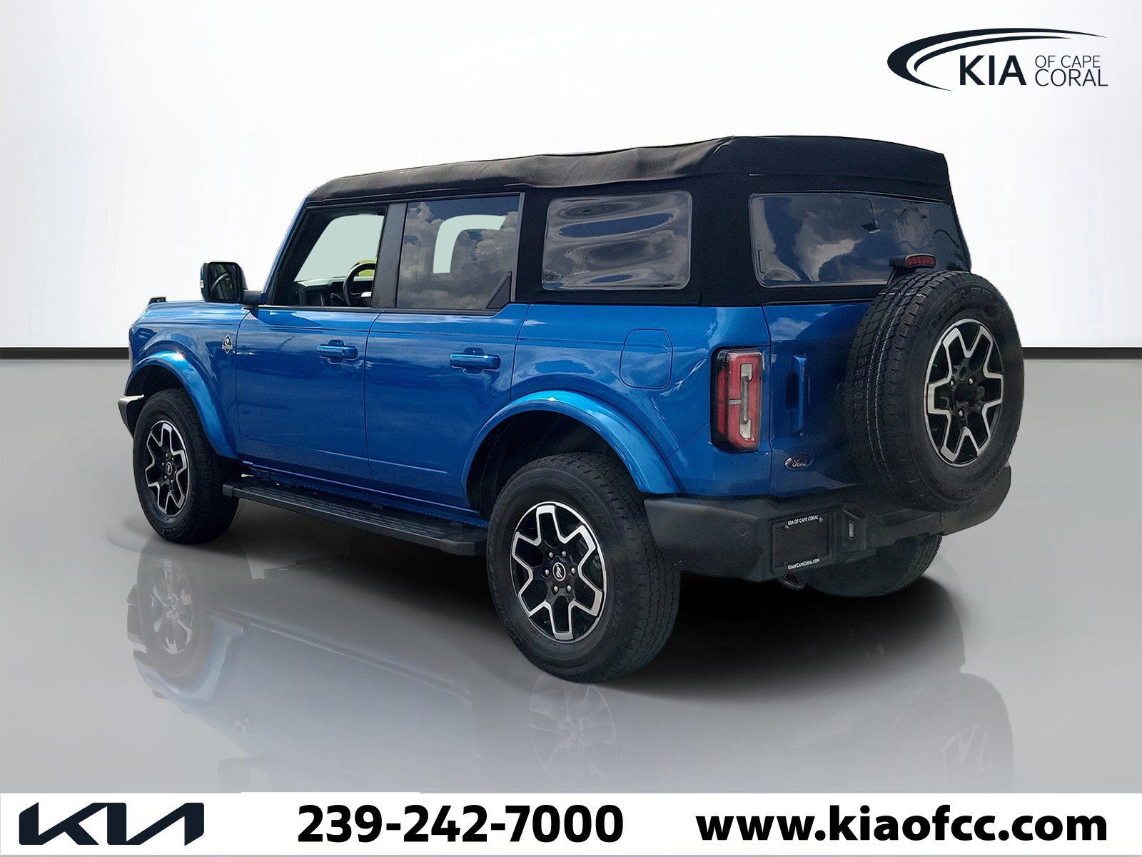 Used 2024 Ford Bronco Outer Banks AWD/4WD image 4