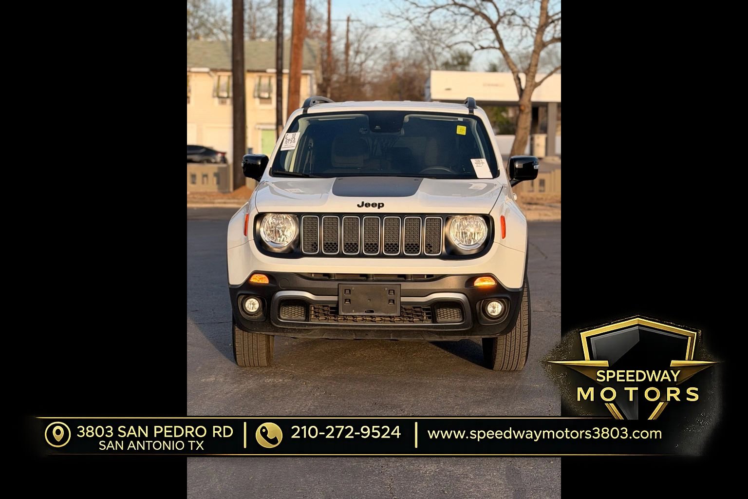 Used 2023 Jeep Renegade Latitude AWD/4WD image 4