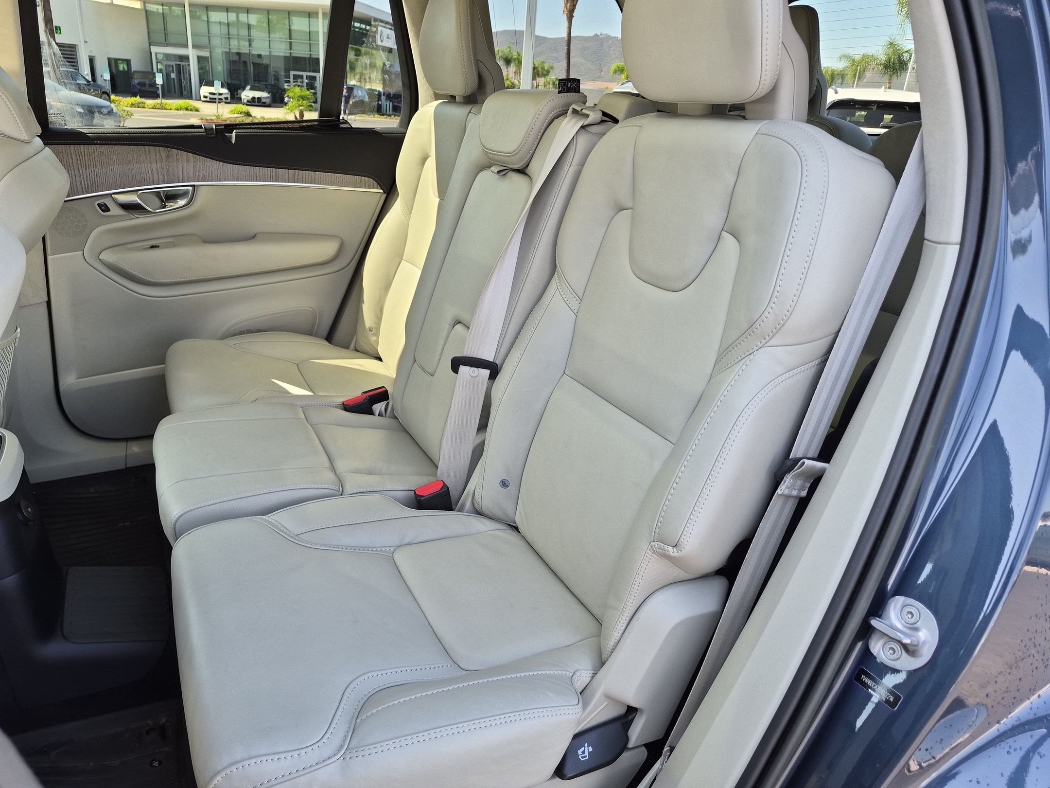 Used 2023 Volvo XC90 T8 Ultimate w/ Lounge Package AWD/4WD image 30