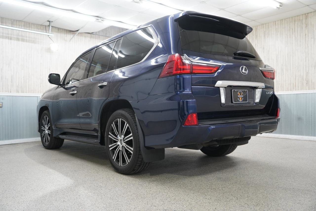 Used 2016 Lexus LX 570 4WD w/ Luxury Package image 6