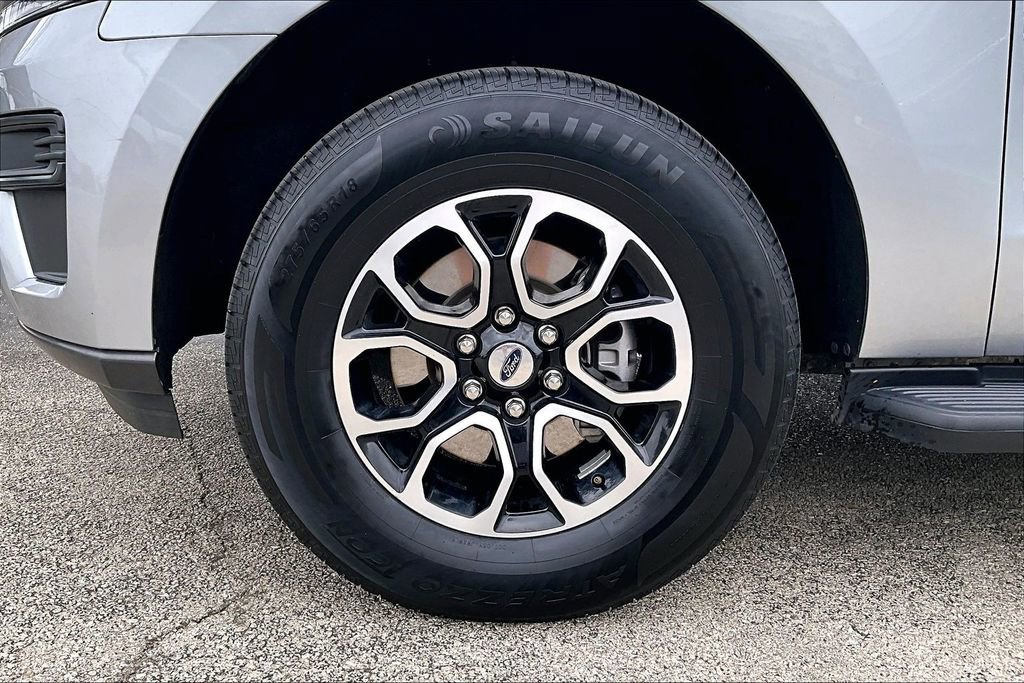 Used 2024 Ford Expedition Max XLT image 13