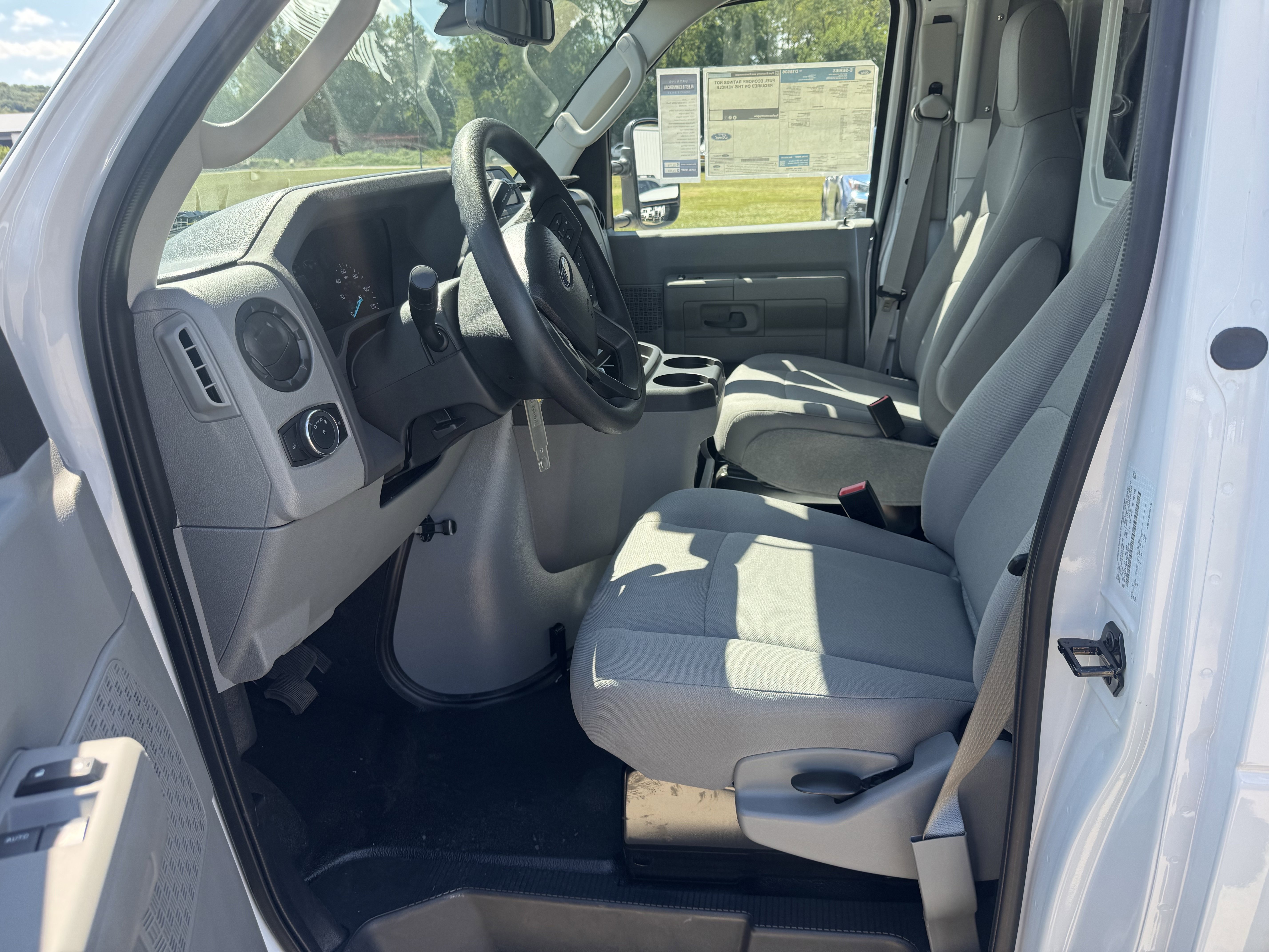 New 2026 Ford E-350 and Econoline 350 Super Duty w/ Power Equipment Group image 11